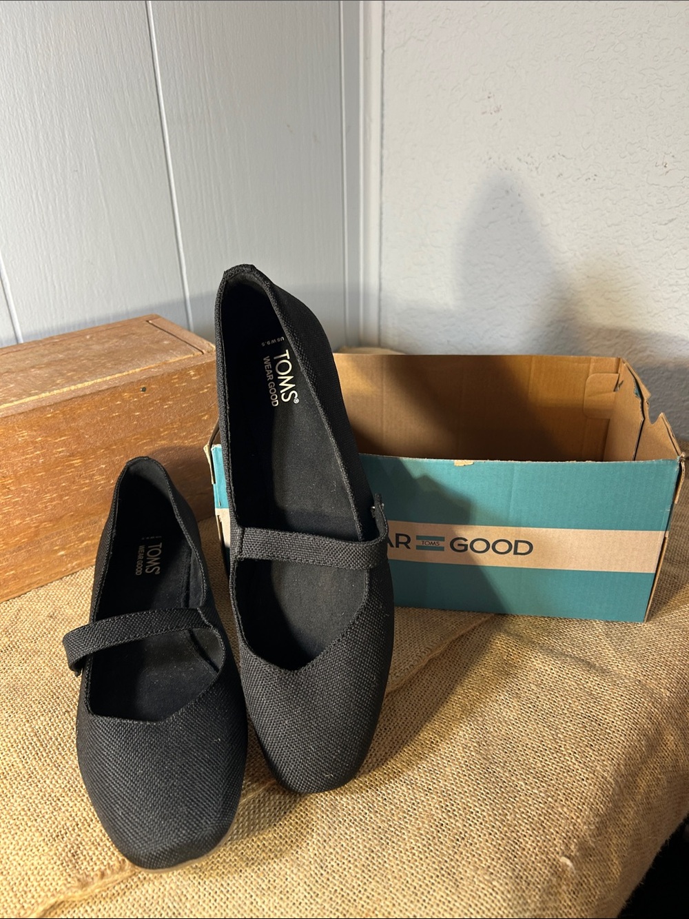Toms Black Canvas Mary Jane Flats with Strap - Picture 10 of 10